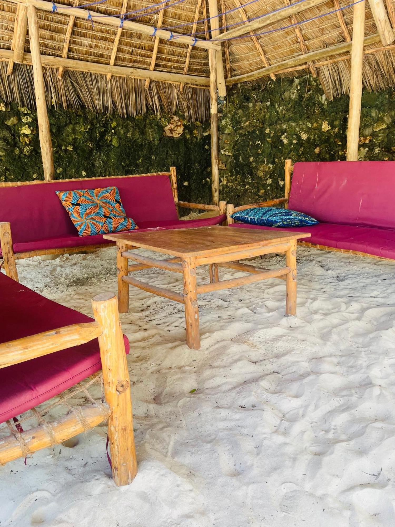 Sand Beach Boutique Apartments Bwejuu Bagian luar foto