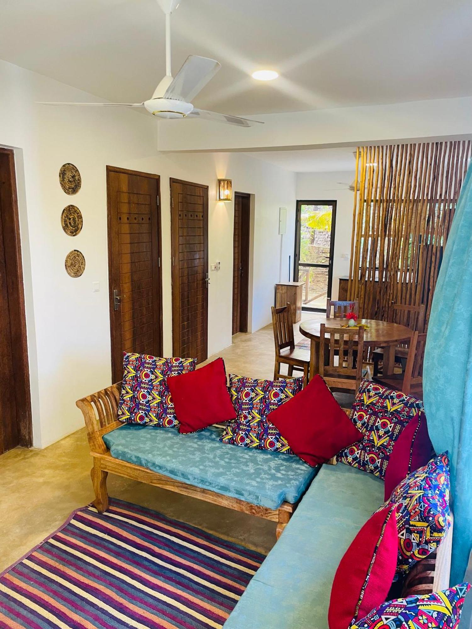 Sand Beach Boutique Apartments Bwejuu Bagian luar foto